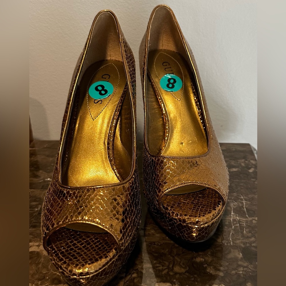 Bronze open toe guess heal